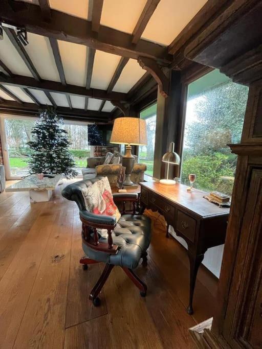 Вілла Brownhills Eaton  Екстер'єр фото