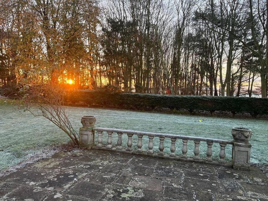 Вілла Brownhills Eaton  Екстер'єр фото